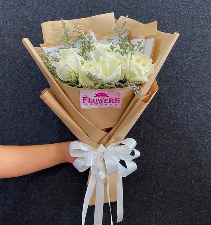 Light Feelings bouquet (9 White Roses) - Flowers-Pattaya