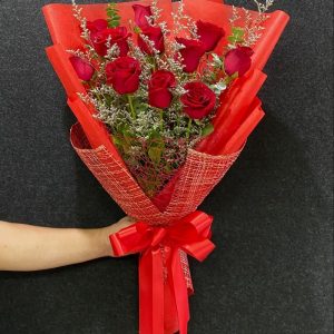10 Red Roses (Valentine's day delivery)