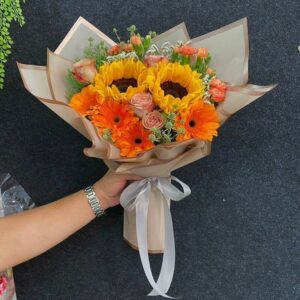 Happy Sunshine bouquet- Flower Delivery in Pattaya