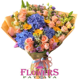 Stunning Love bouquet from Flowers-Pattaya